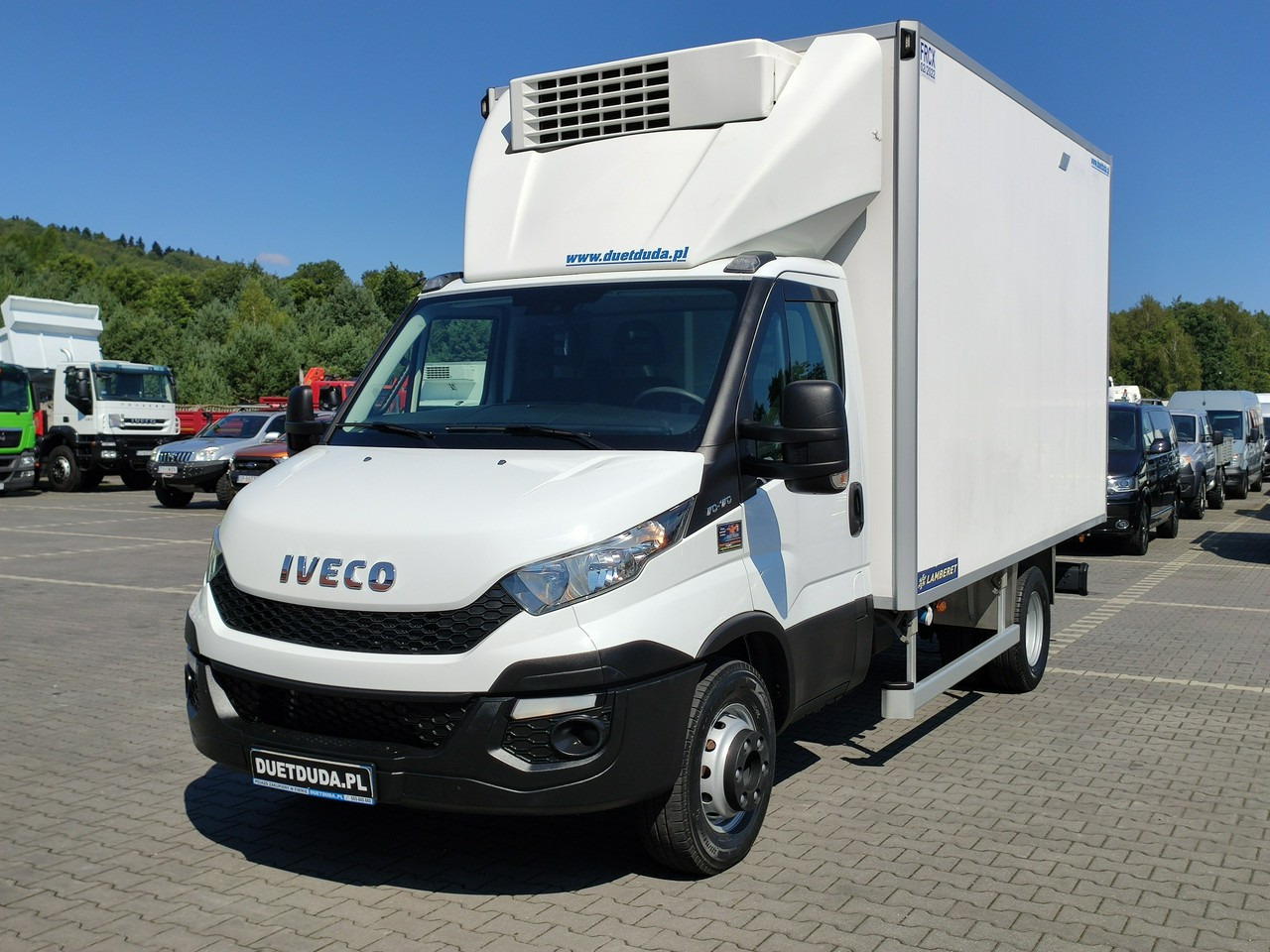 Iveco Daily 70C17 Chłodnia Hakowa / Hakówka Agregat THERMO KING V-500 - Tarbesõiduk külmik: pilt 4 Iveco Daily 70C17 Chłodnia Hakowa / Hakówka Agregat THERMO KING V-500 - Tarbesõiduk külmik: pilt 4