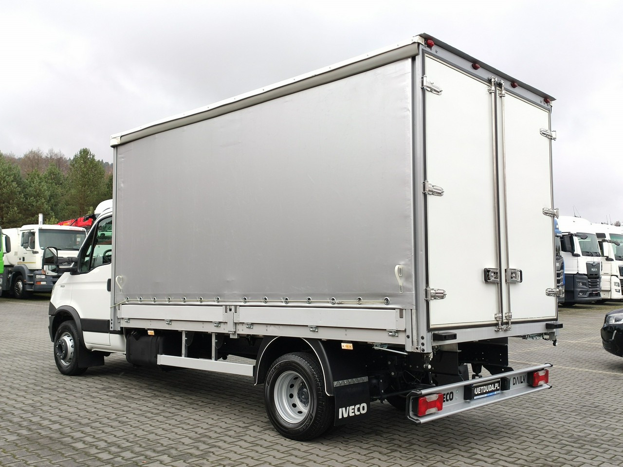 Iveco Daily 70C17 Firana Tył Drzwi Zadbany w Pełni Sprawny Super Stan - Tent tarbesõiduk: pilt 5 Iveco Daily 70C17 Firana Tył Drzwi Zadbany w Pełni Sprawny Super Stan - Tent tarbesõiduk: pilt 5
