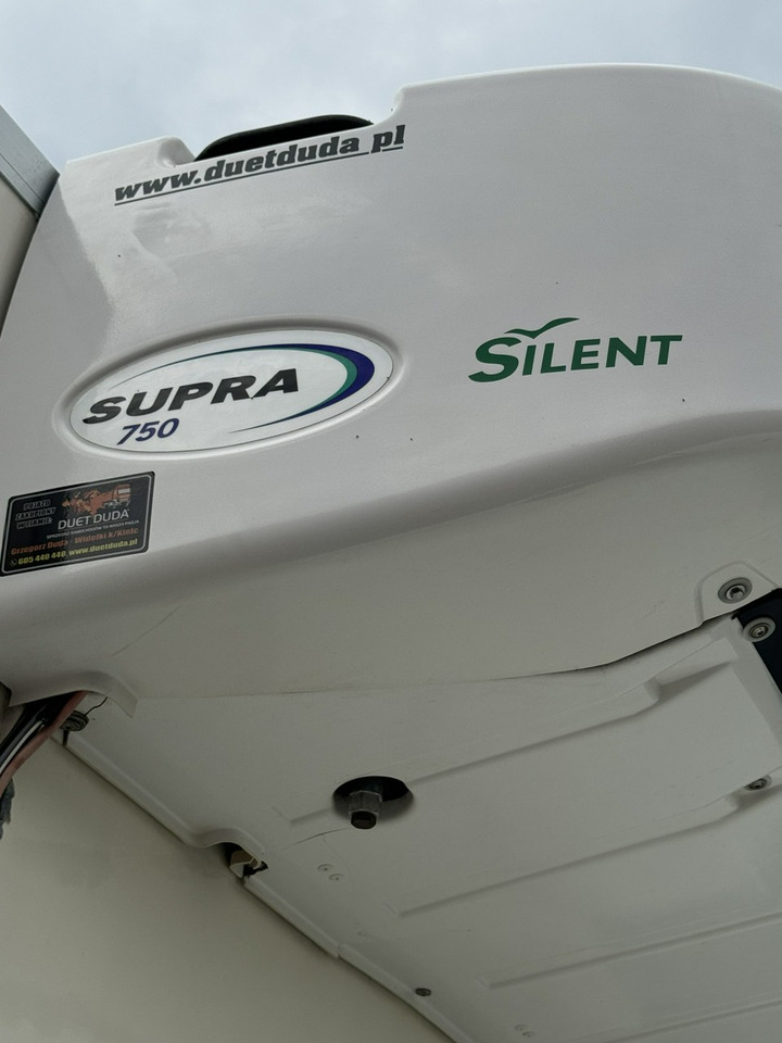 Iveco Daily 70C17 Mroźnia Agregat Carrier Supra 750 10-Palet + Winda - Tarbesõiduk külmik: pilt 5 Iveco Daily 70C17 Mroźnia Agregat Carrier Supra 750 10-Palet + Winda - Tarbesõiduk külmik: pilt 5