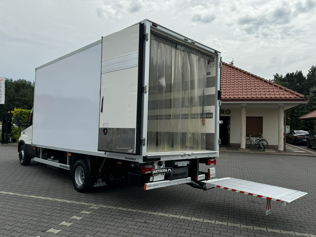 Tarbesõiduk külmik Iveco Daily 70C17 Mroźnia Agregat Carrier Supra 750 10-Palet + Winda: pilt 12