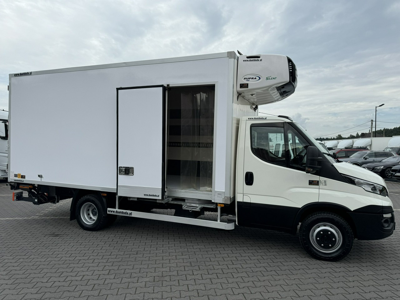 Iveco Daily 70C18 V H - Tarbesõiduk külmik: pilt 5 Iveco Daily 70C18 V H - Tarbesõiduk külmik: pilt 5