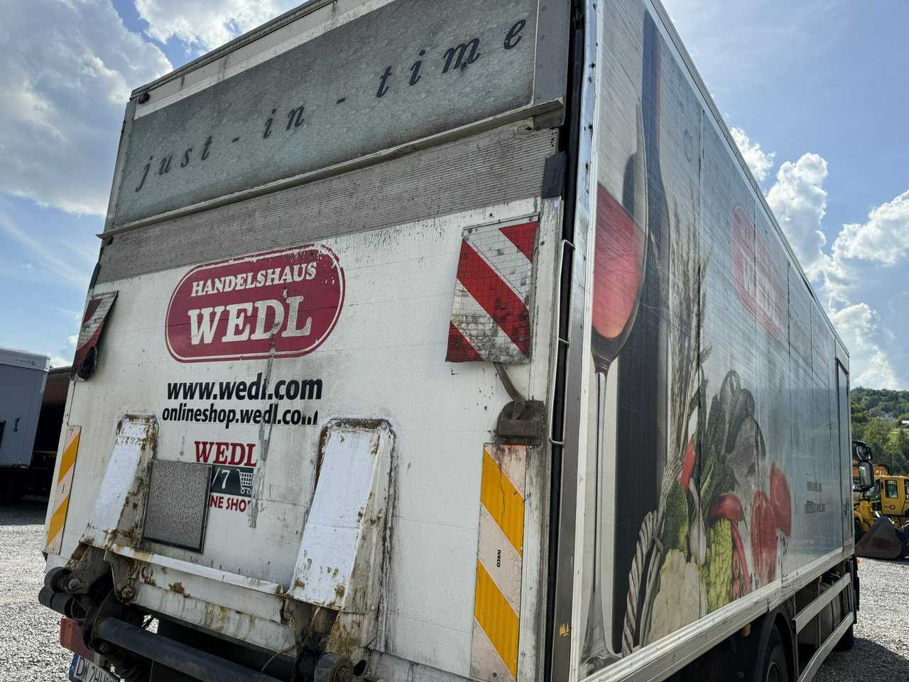 Iveco Zabudowa Chłodnia Agregat Carrier Supra 950Mt + Winda - Külmiku vahetuskorpus: pilt 4 Iveco Zabudowa Chłodnia Agregat Carrier Supra 950Mt + Winda - Külmiku vahetuskorpus: pilt 4