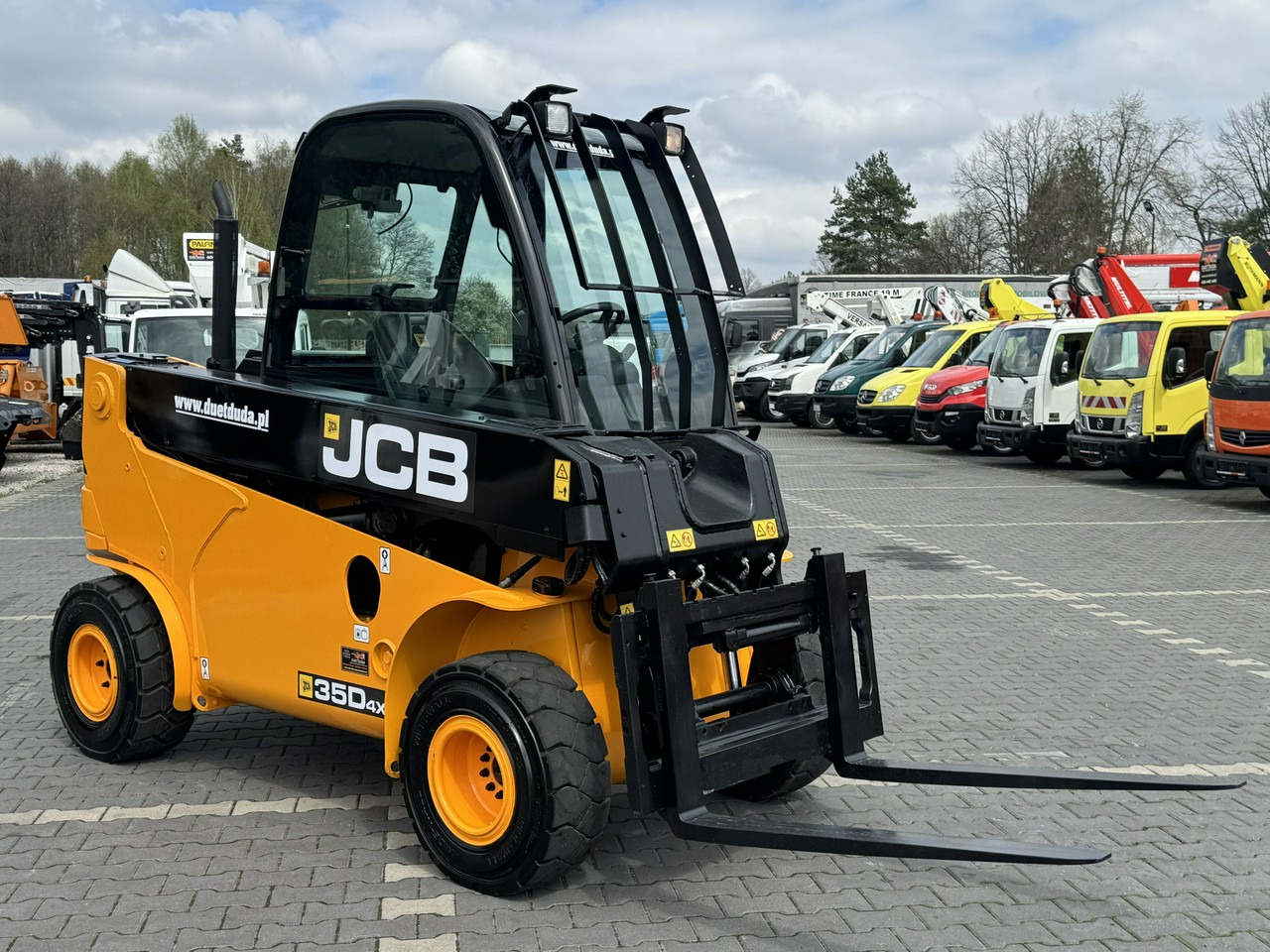JCB TLT 35D 4x4 T4 TELESKOP / TELESKOPOWY Ładowarka Teleskopowa - Teleskooplaadur: pilt 2 JCB TLT 35D 4x4 T4 TELESKOP / TELESKOPOWY Ładowarka Teleskopowa - Teleskooplaadur: pilt 2