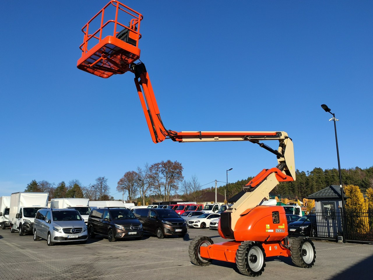 Liigendpoom JLG 600AJ 4x4 PODNOŚNIK PRZEGUBOWY: pilt 14