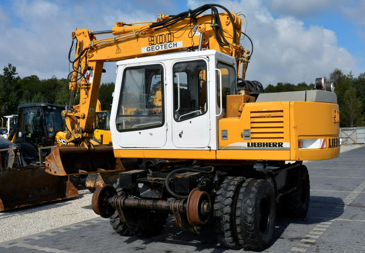 Liebherr A 900 ZW Litronic Koparka + Kolej - Ratastel ekskavaator: pilt 4 Liebherr A 900 ZW Litronic Koparka + Kolej - Ratastel ekskavaator: pilt 4