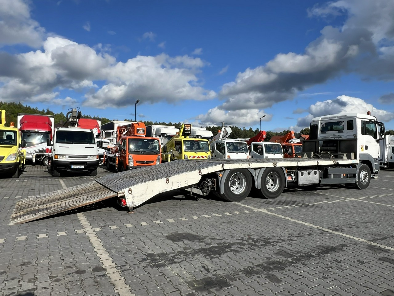MAN TGS 28.360 6x2 Najazd Hydrauliczny Laweta Ciężarowa - Puksiirauto: pilt 2 MAN TGS 28.360 6x2 Najazd Hydrauliczny Laweta Ciężarowa - Puksiirauto: pilt 2
