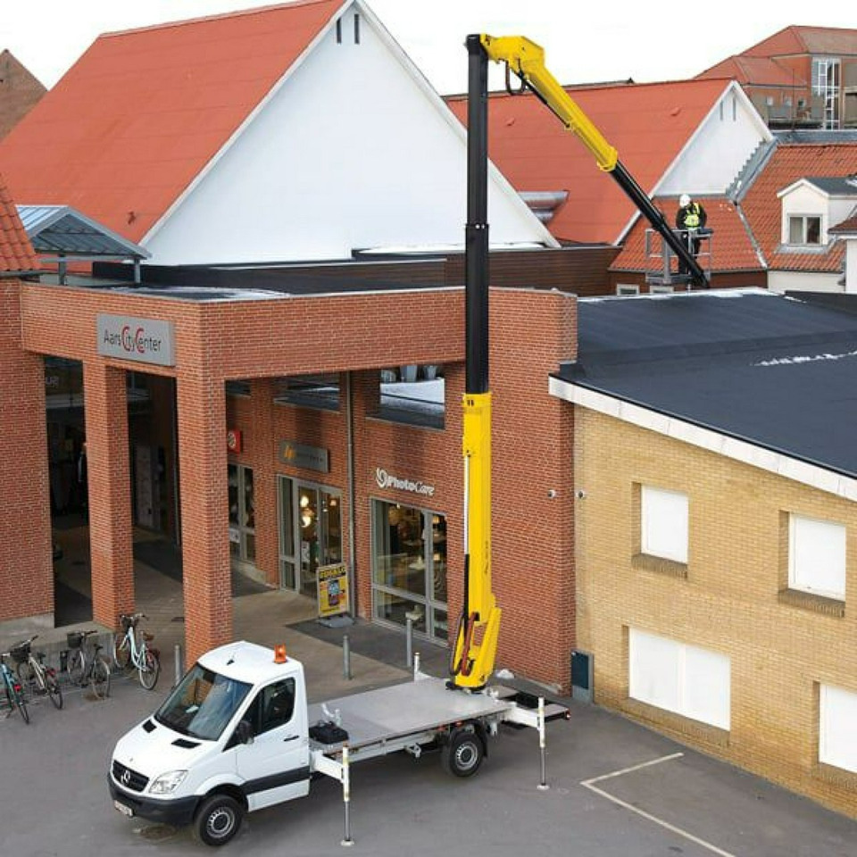 Mercedes Sprinter Zwyżka Podnośnik Koszowy VERSALIFT VTX-240 UDT - Veoautolt tõusev platvorm: pilt 3 Mercedes Sprinter Zwyżka Podnośnik Koszowy VERSALIFT VTX-240 UDT - Veoautolt tõusev platvorm: pilt 3
