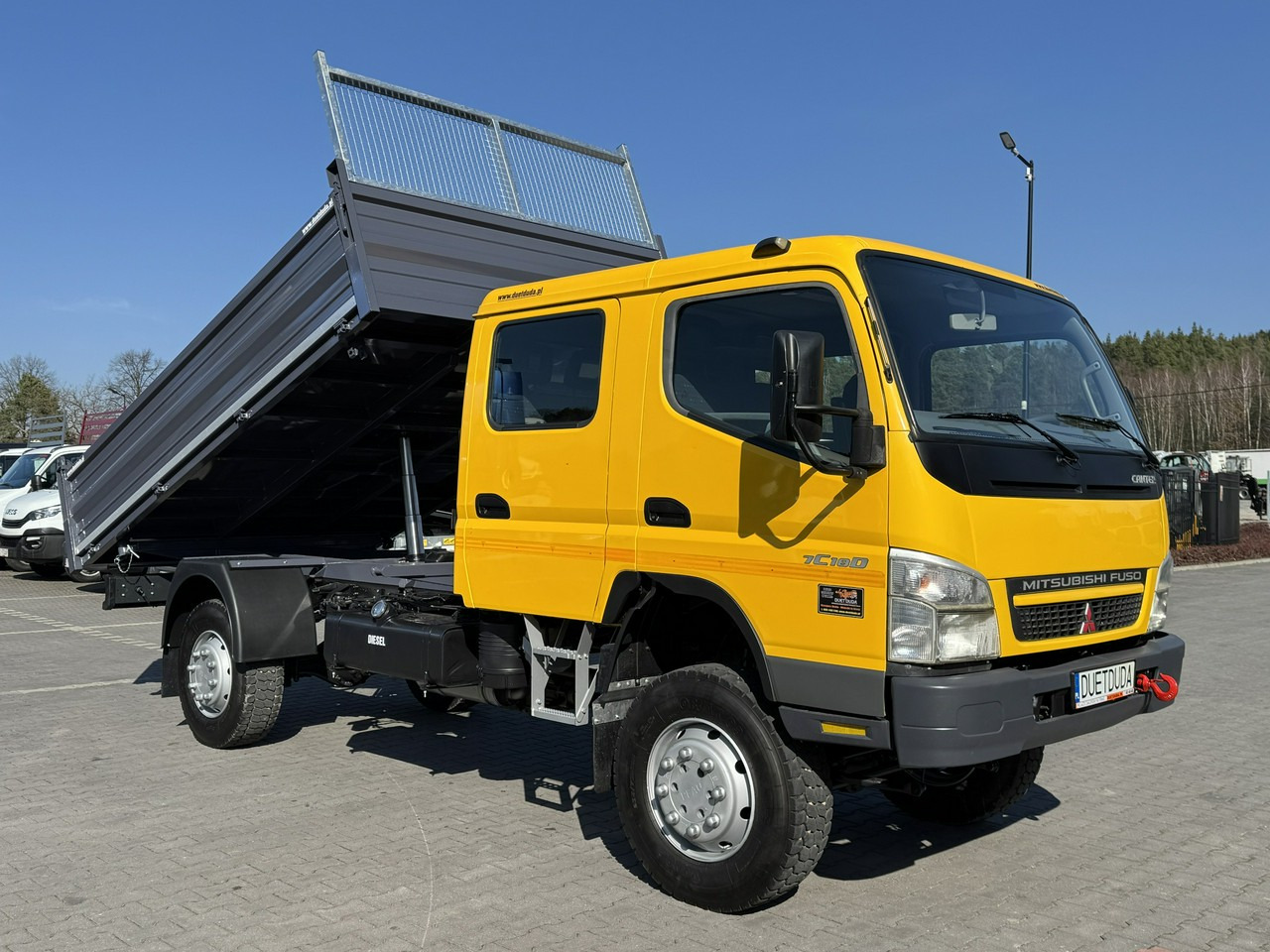Mitsubishi Canter Fuso 4x4 17C18D 4.9/180KM Wywrotka 3-stronna - Kallurauto: pilt 2 Mitsubishi Canter Fuso 4x4 17C18D 4.9/180KM Wywrotka 3-stronna - Kallurauto: pilt 2