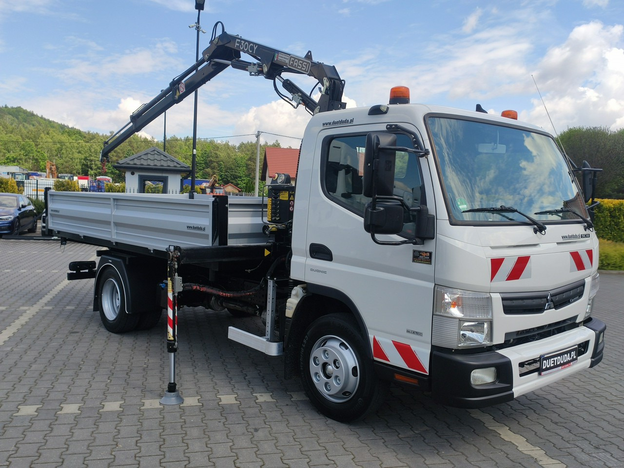 Mitsubishi Canter Fuso 9C18 3.0/180KM Automat, HDS FASSI F30 Wywrotka 3-str - Kallurauto: pilt 4 Mitsubishi Canter Fuso 9C18 3.0/180KM Automat, HDS FASSI F30 Wywrotka 3-str - Kallurauto: pilt 4