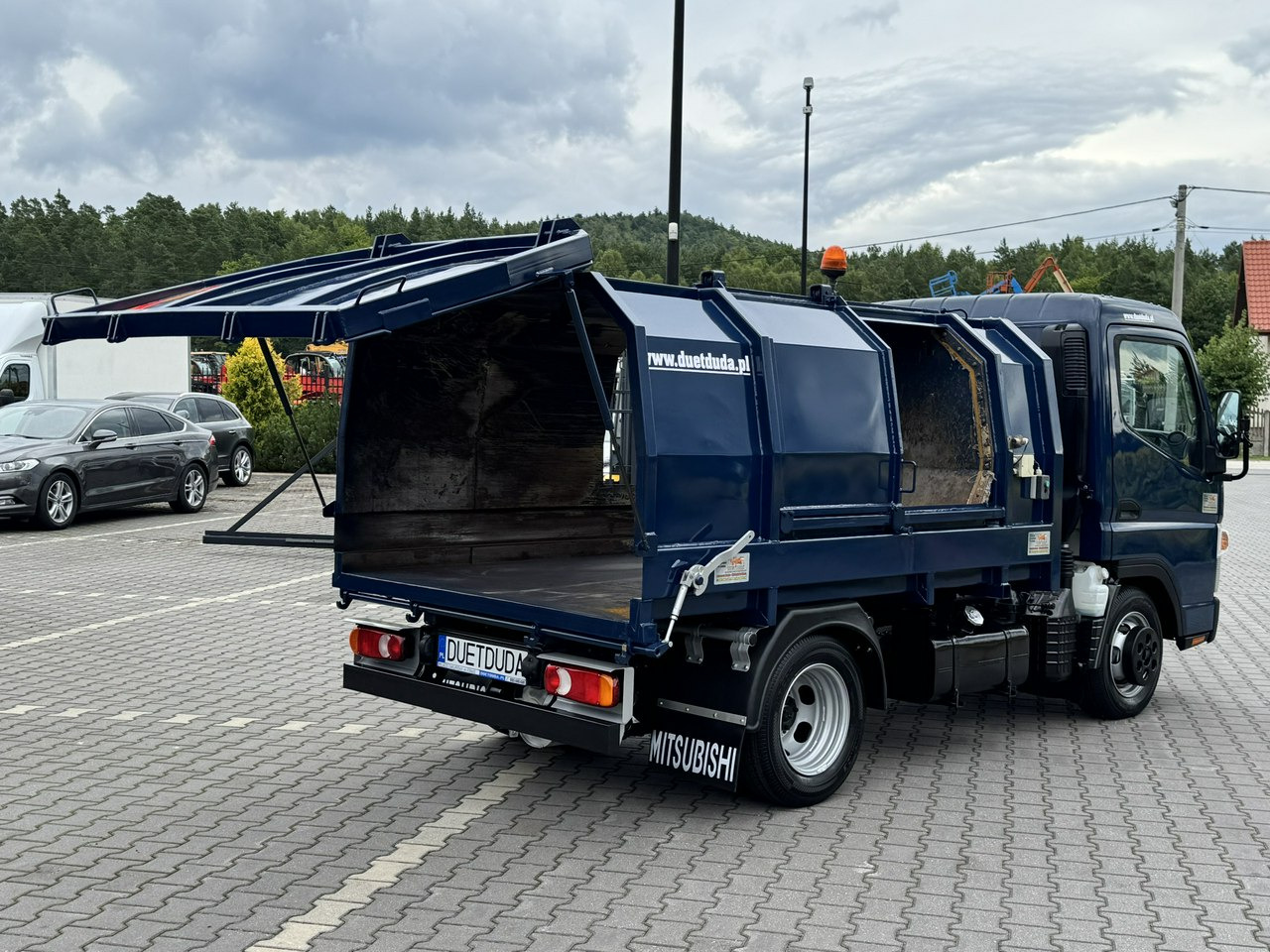 Mitsubishi Canter - Prügiauto: pilt 3 Mitsubishi Canter - Prügiauto: pilt 3
