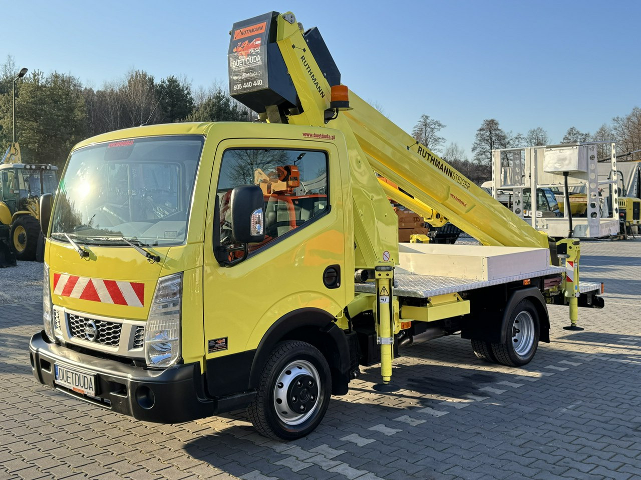 Nissan Cabstar - Veoautolt tõusev platvorm: pilt 4 Nissan Cabstar - Veoautolt tõusev platvorm: pilt 4