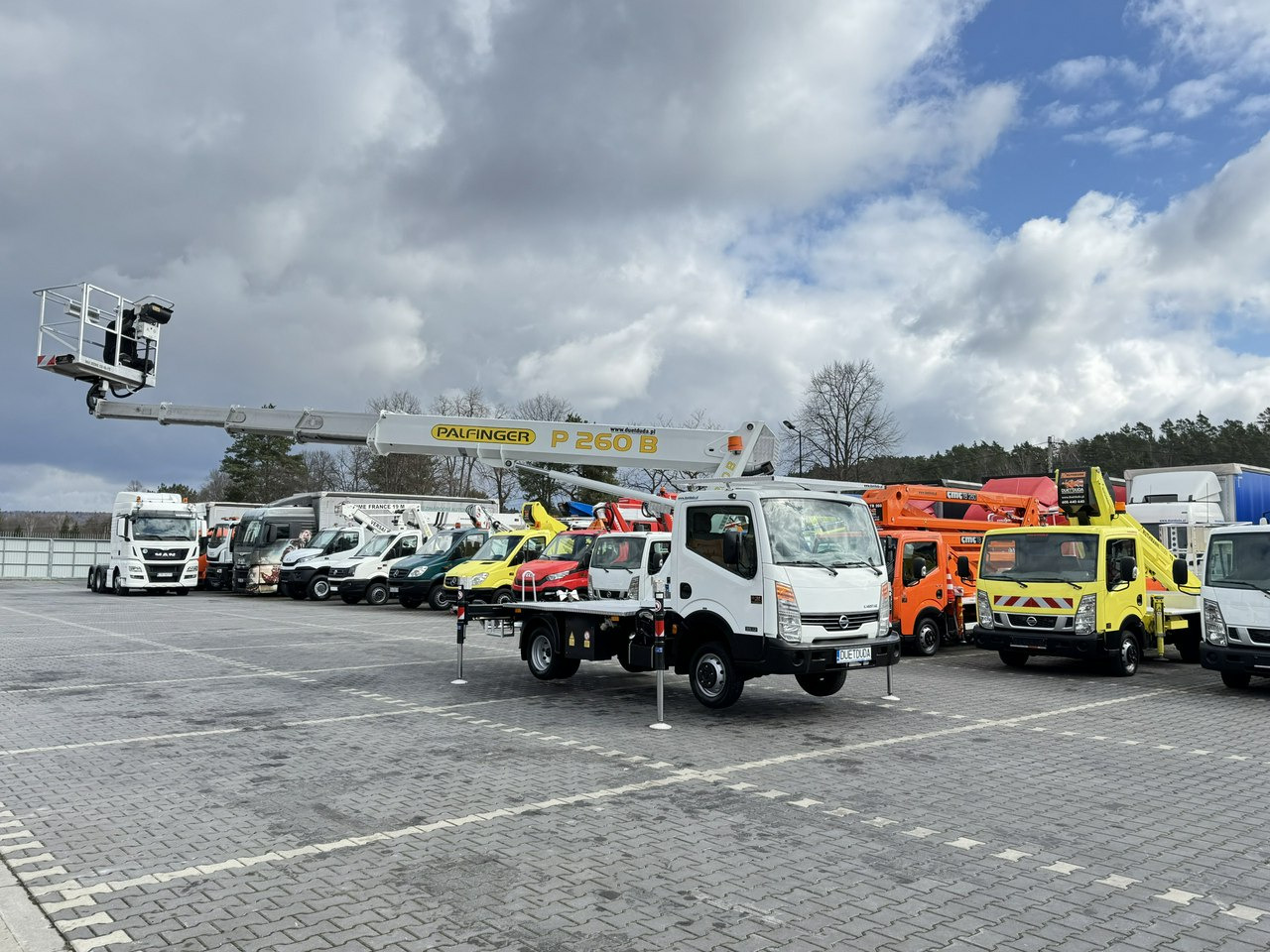 Nissan Cabstar - Veoautolt tõusev platvorm: pilt 5 Nissan Cabstar - Veoautolt tõusev platvorm: pilt 5