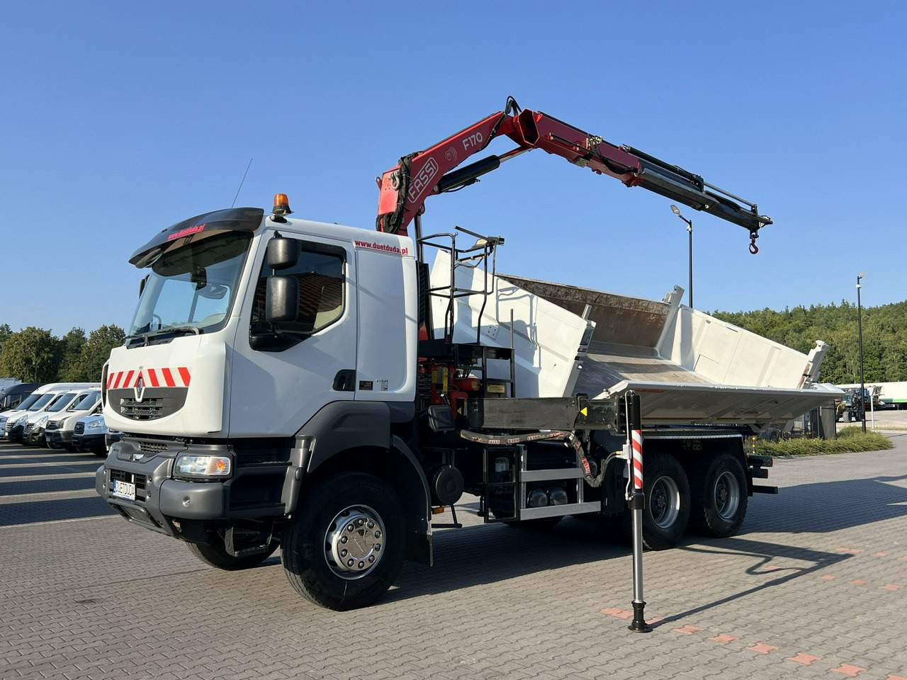 Renault Kerax 26.390 6x4 Mocny HDS FASSI F170 Sterowanie Radiowe - Kallurauto, Kraanaga veoauto: pilt 3 Renault Kerax 26.390 6x4 Mocny HDS FASSI F170 Sterowanie Radiowe - Kallurauto, Kraanaga veoauto: pilt 3