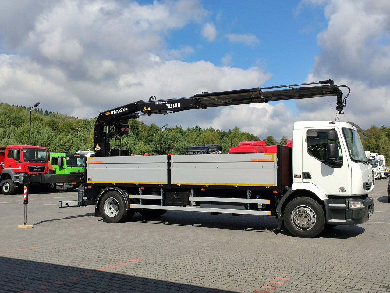 Renault Midlum 180.240DXI + HDS HYVA HB170E2 Udzwig 3.6Tony - Madelveok/ Platvormveok, Kraanaga veoauto: pilt 4 Renault Midlum 180.240DXI + HDS HYVA HB170E2 Udzwig 3.6Tony - Madelveok/ Platvormveok, Kraanaga veoauto: pilt 4