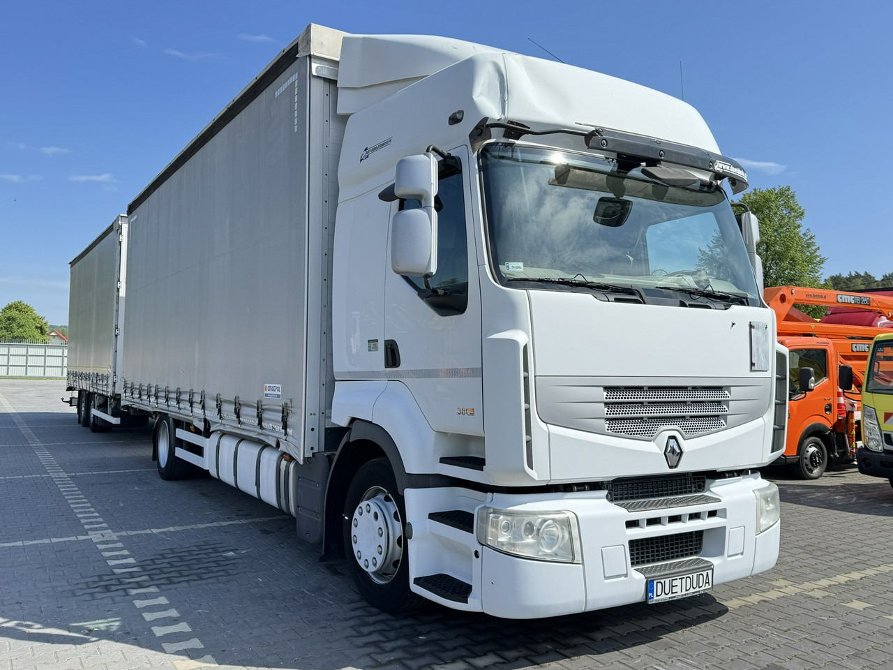 Renault Premium 380 DXi Euro 5 Firana 19 Palet Dach Zsuwany 18ton DMC - Tent veoauto: pilt 4 Renault Premium 380 DXi Euro 5 Firana 19 Palet Dach Zsuwany 18ton DMC - Tent veoauto: pilt 4