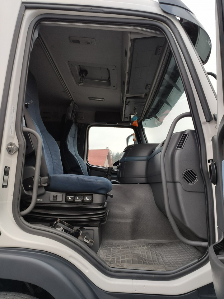 Madelveok/ Platvormveok, Kraanaga veoauto Volvo FM 440 6x4 HDS FASSI F170 Składany w Literę Z: pilt 40