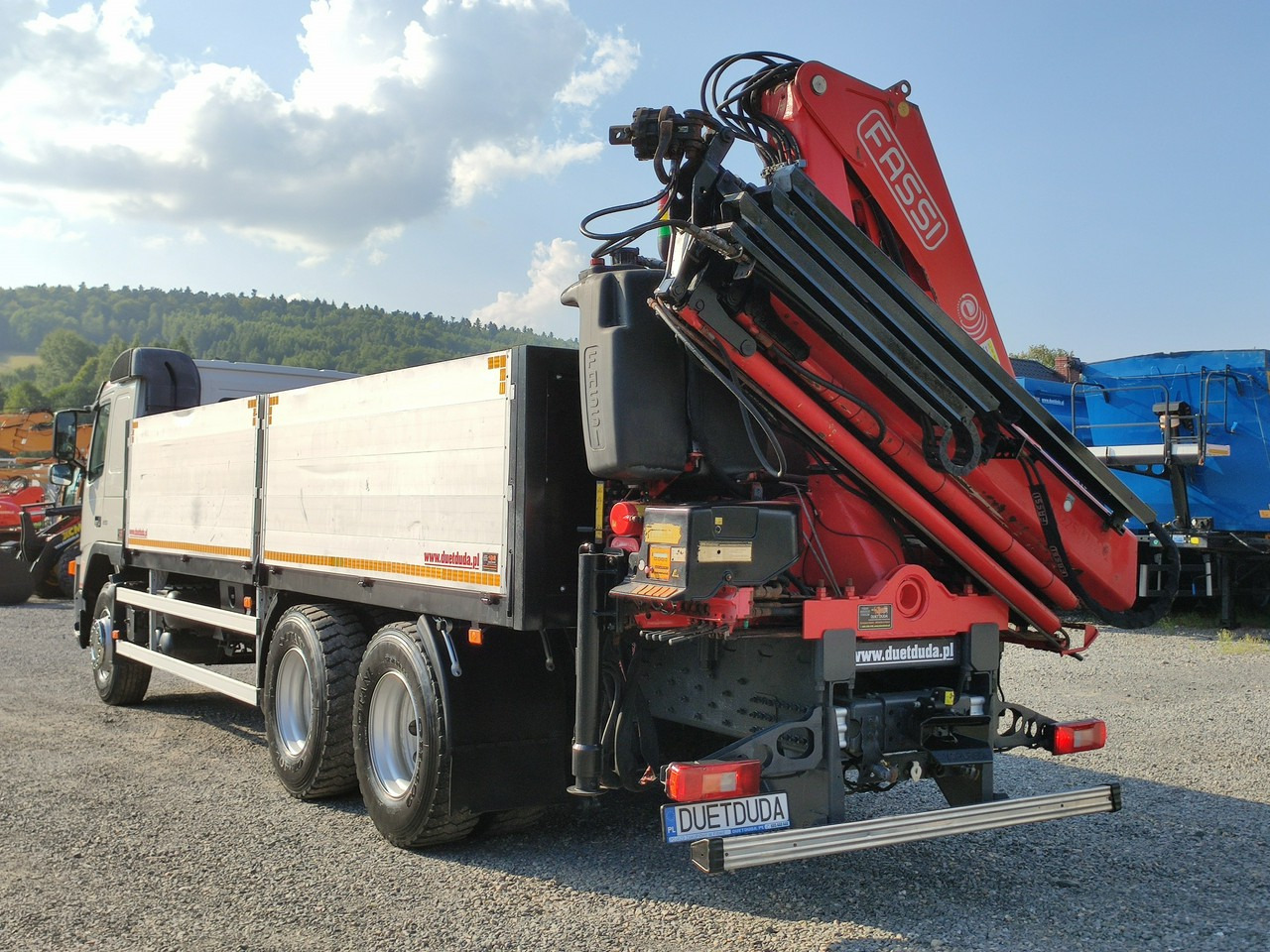 Madelveok/ Platvormveok, Kraanaga veoauto Volvo FM 440 6x4 HDS FASSI F170 Składany w Literę Z: pilt 29