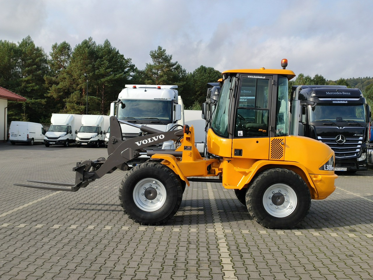 Volvo L30B PRO Pro Zadbana Sprawna Unikat Stan !!! - Rataslaadur: pilt 3 Volvo L30B PRO Pro Zadbana Sprawna Unikat Stan !!! - Rataslaadur: pilt 3