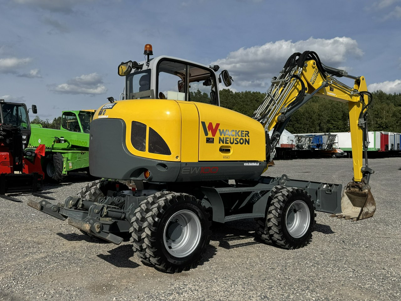 Wacker Neuson EW100 Pług + Podpory 10 ton Szybkozłącze Klimatyzacja - Ratastel ekskavaator: pilt 2 Wacker Neuson EW100 Pług + Podpory 10 ton Szybkozłącze Klimatyzacja - Ratastel ekskavaator: pilt 2