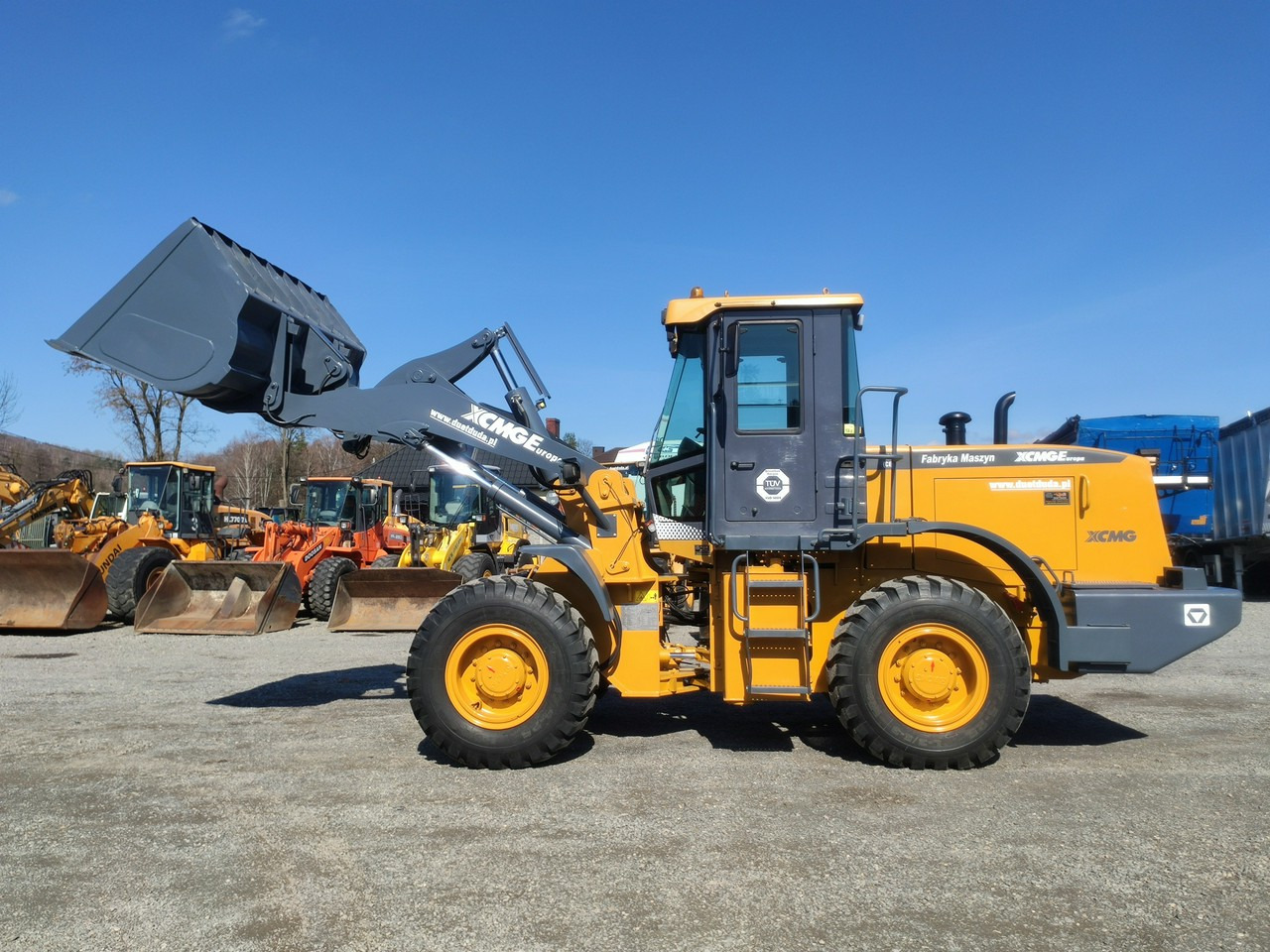 XCMG ZL 30G Centralne smarowanie Klimatyzacja 10T Super Stan !!! - Rataslaadur: pilt 3 XCMG ZL 30G Centralne smarowanie Klimatyzacja 10T Super Stan !!! - Rataslaadur: pilt 3
