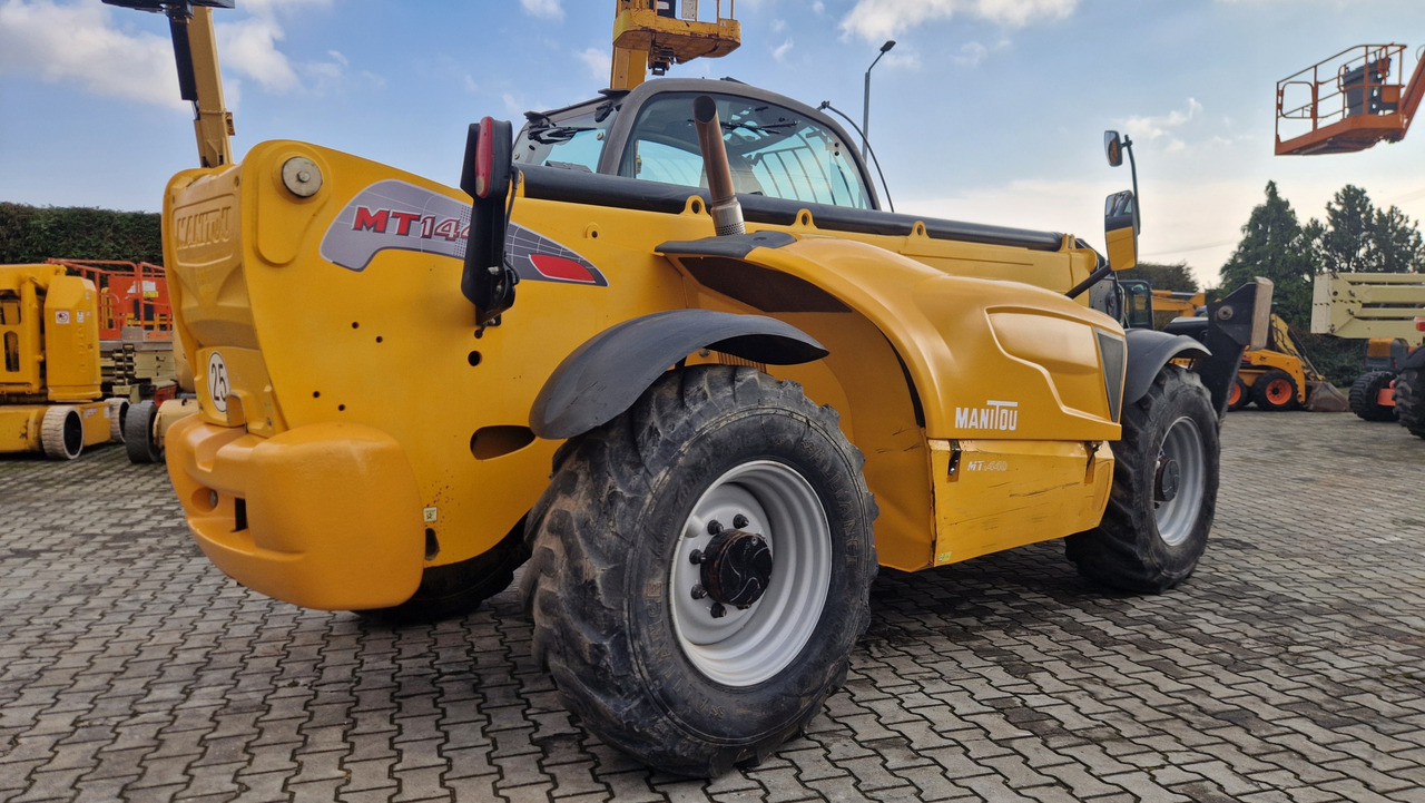 MANITOU MT 1440 100P ST3B - Teleskooprataslaadur: pilt 3 MANITOU MT 1440 100P ST3B - Teleskooprataslaadur: pilt 3