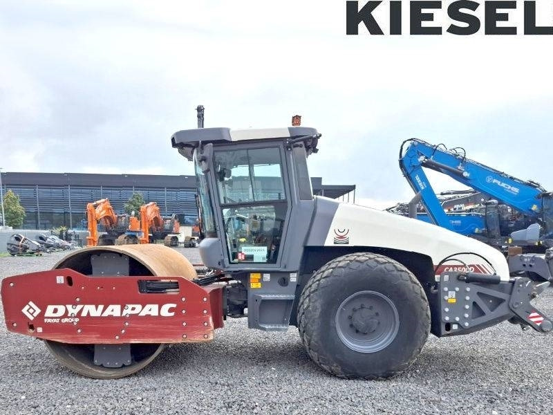 Dynapac CA 3500 D CP - Tihendaja: pilt 1 Dynapac CA 3500 D CP - Tihendaja: pilt 1