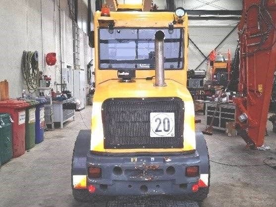 Eurotrac W13 - Kompaktlaadur: pilt 4 Eurotrac W13 - Kompaktlaadur: pilt 4