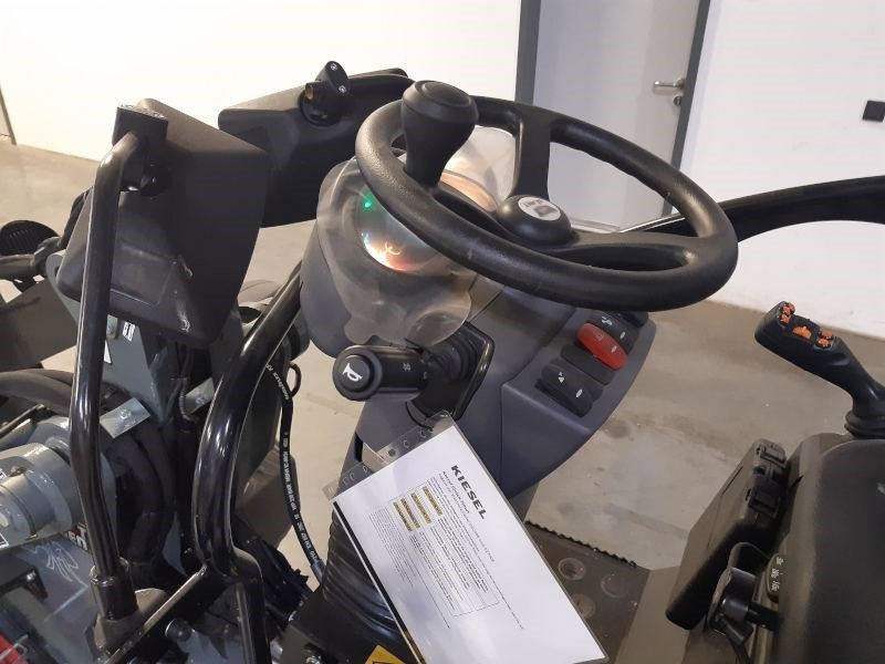 Giant G 2200 E X-Tra Elektro / electric - Kompaktlaadur: pilt 5 Giant G 2200 E X-Tra Elektro / electric - Kompaktlaadur: pilt 5