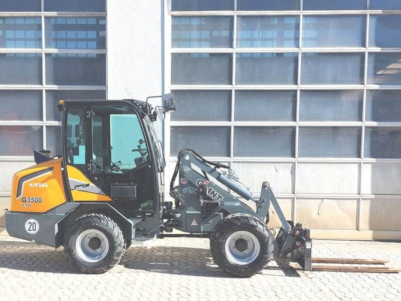 Giant G 3500 X-Tra - Kompaktlaadur: pilt 5 Giant G 3500 X-Tra - Kompaktlaadur: pilt 5