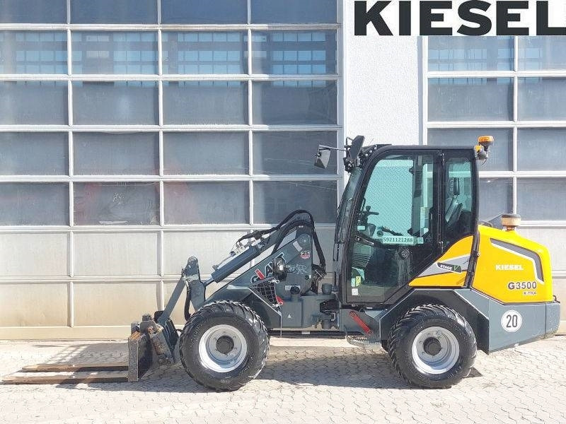 Giant G 3500 X-Tra - Kompaktlaadur: pilt 1 Giant G 3500 X-Tra - Kompaktlaadur: pilt 1