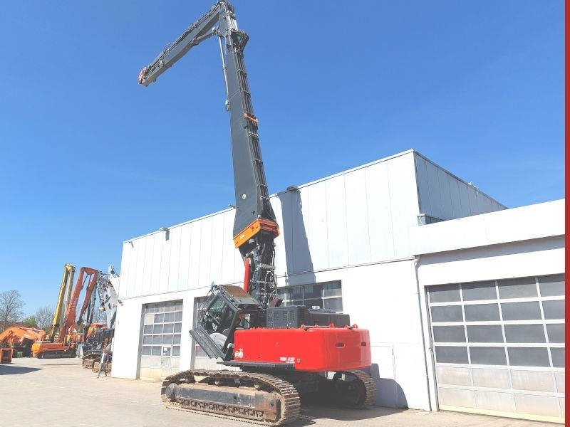 Hitachi KTEG KMC600P-6 - Lammutusekskavaator: pilt 3 Hitachi KTEG KMC600P-6 - Lammutusekskavaator: pilt 3