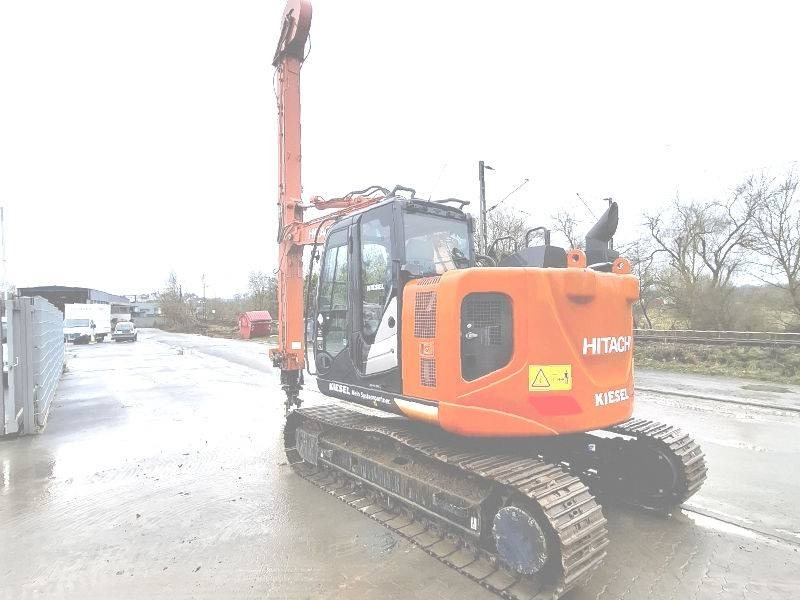 Hitachi ZX 135 US-6 Teledipper - Lintekskavaator: pilt 3 Hitachi ZX 135 US-6 Teledipper - Lintekskavaator: pilt 3