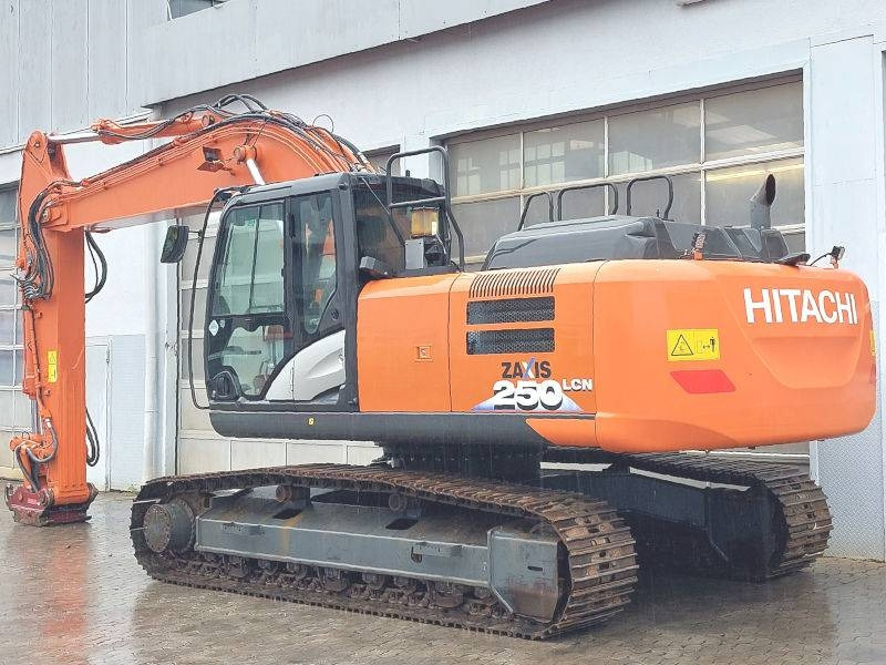 Hitachi ZX 250 LCN-6 - Lintekskavaator: pilt 3 Hitachi ZX 250 LCN-6 - Lintekskavaator: pilt 3