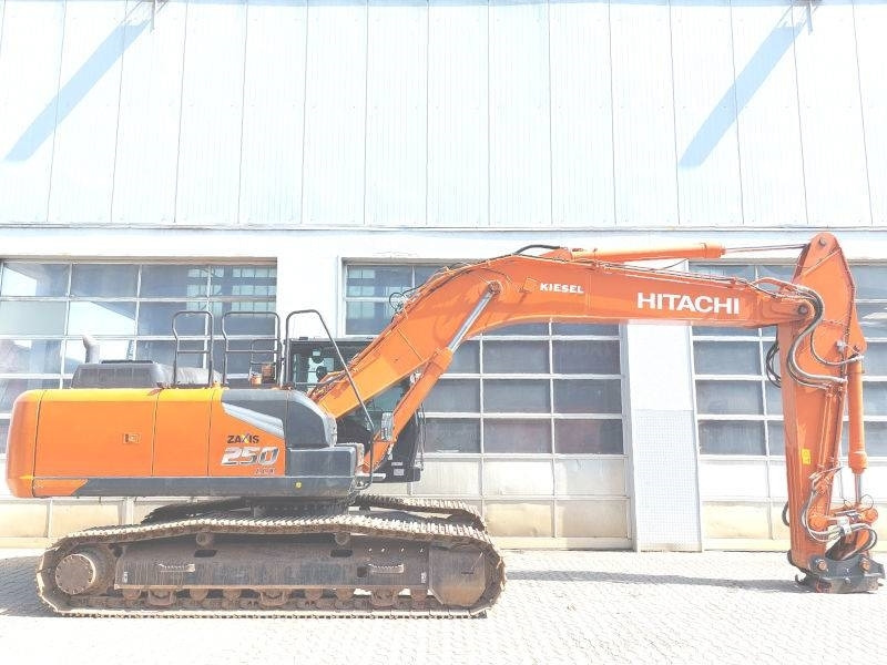 Hitachi ZX 250 LCN-7 - Lintekskavaator: pilt 5 Hitachi ZX 250 LCN-7 - Lintekskavaator: pilt 5