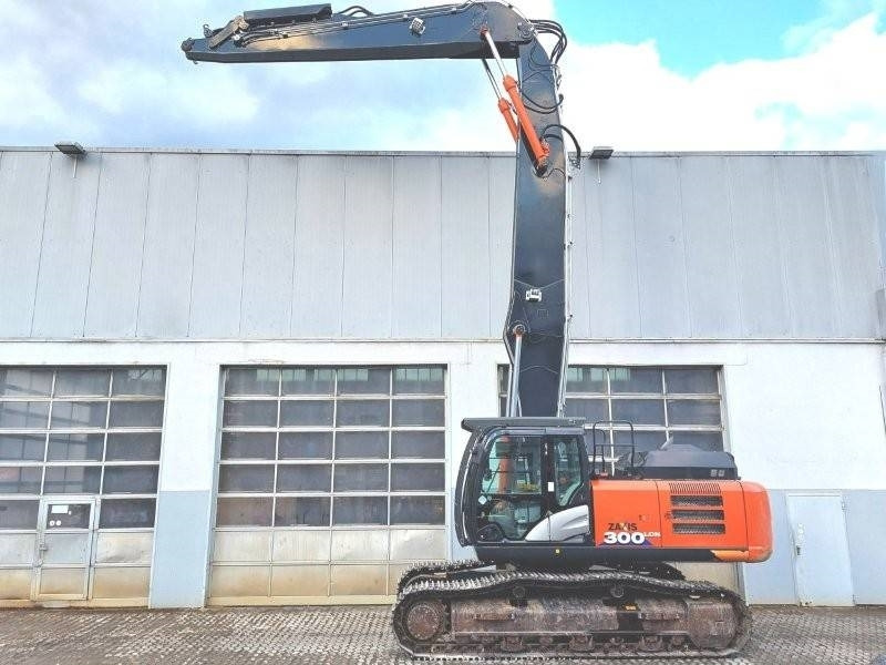 Hitachi ZX 300 LCN-6 - Lammutusekskavaator: pilt 2 Hitachi ZX 300 LCN-6 - Lammutusekskavaator: pilt 2