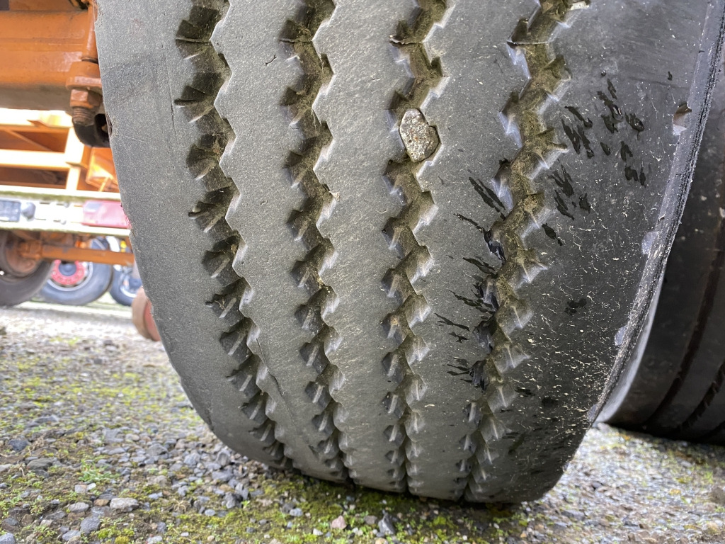 Eggers ZX 9E / für Ballastgewichte - Platvormhaagis/ Madelhaagis: pilt 5 Eggers ZX 9E / für Ballastgewichte - Platvormhaagis/ Madelhaagis: pilt 5