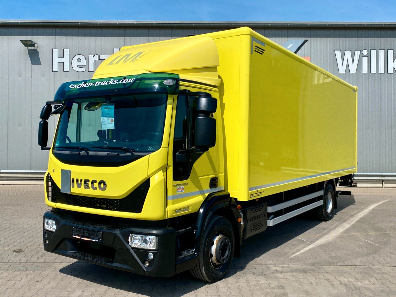 Iveco 160-250 Eurocargo | LBW 2,00to.*3x Sitze*Navi*AC - Kasti veoauto: pilt 1 Iveco 160-250 Eurocargo | LBW 2,00to.*3x Sitze*Navi*AC - Kasti veoauto: pilt 1