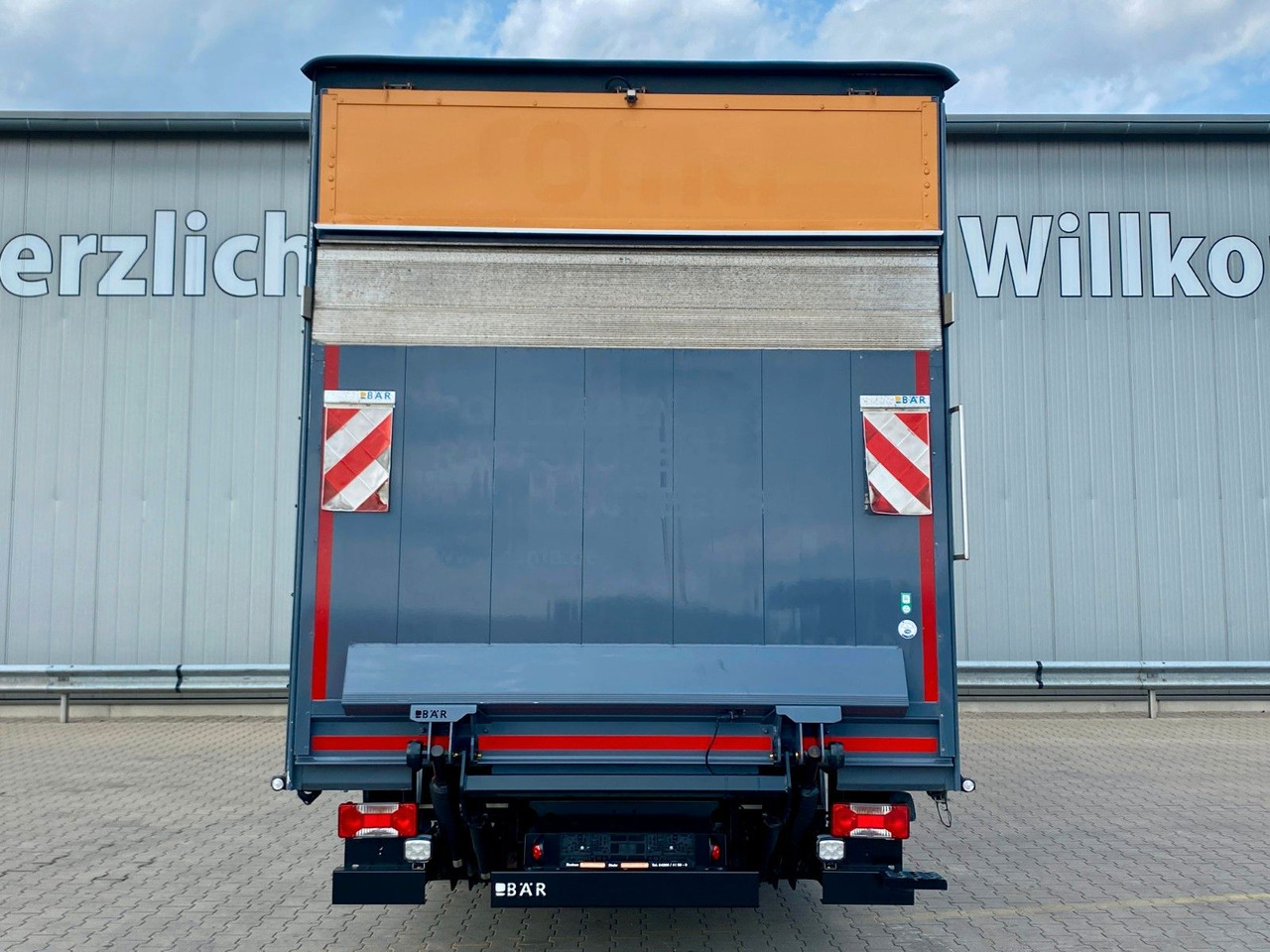 Iveco Daily Hi-Matic 70 C 21 Topsleeper | LBW 1,00to. - Tent tarbesõiduk: pilt 4 Iveco Daily Hi-Matic 70 C 21 Topsleeper | LBW 1,00to. - Tent tarbesõiduk: pilt 4