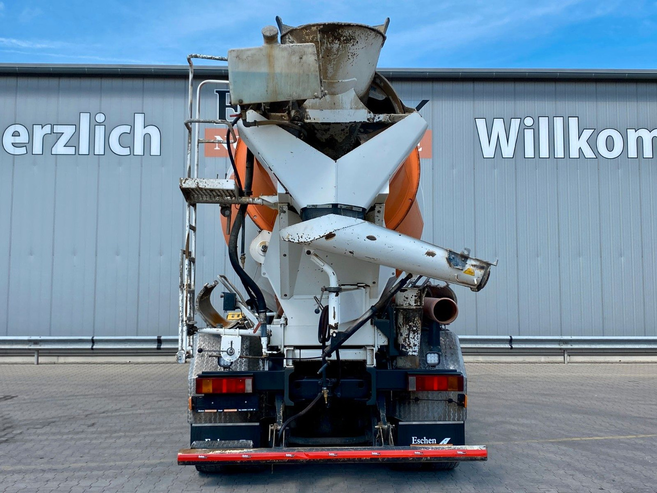 Iveco Trakker AD 340 TB 400/8x4 | 9m³ Liebherr*Navi*AC - Autobetoonisegisti: pilt 4 Iveco Trakker AD 340 TB 400/8x4 | 9m³ Liebherr*Navi*AC - Autobetoonisegisti: pilt 4
