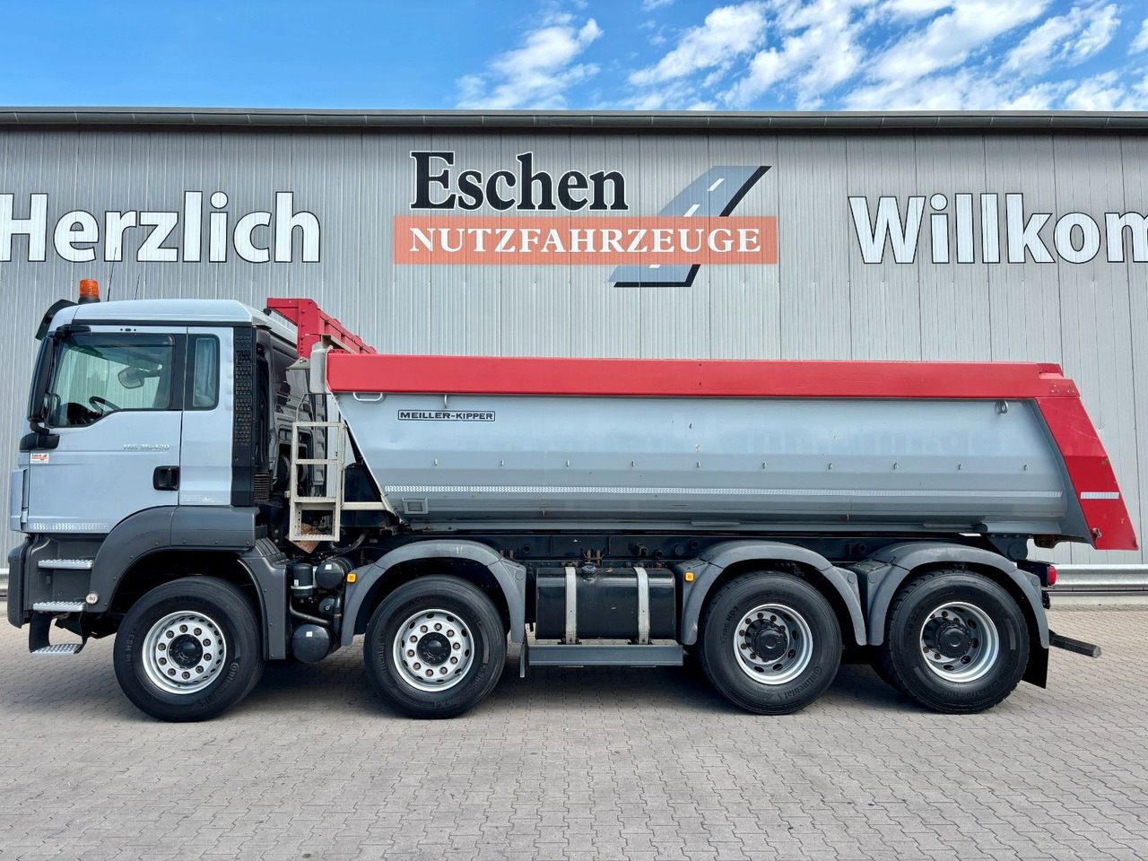 MAN TGS 35.420 8x4 BL | MEILLER*Rollplane*Navi*Klima - Kallurauto: pilt 3 MAN TGS 35.420 8x4 BL | MEILLER*Rollplane*Navi*Klima - Kallurauto: pilt 3