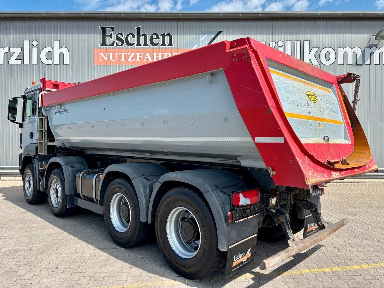 MAN TGS 35.420 8x4 BL | MEILLER*Rollplane*Navi*Klima - Kallurauto: pilt 4 MAN TGS 35.420 8x4 BL | MEILLER*Rollplane*Navi*Klima - Kallurauto: pilt 4