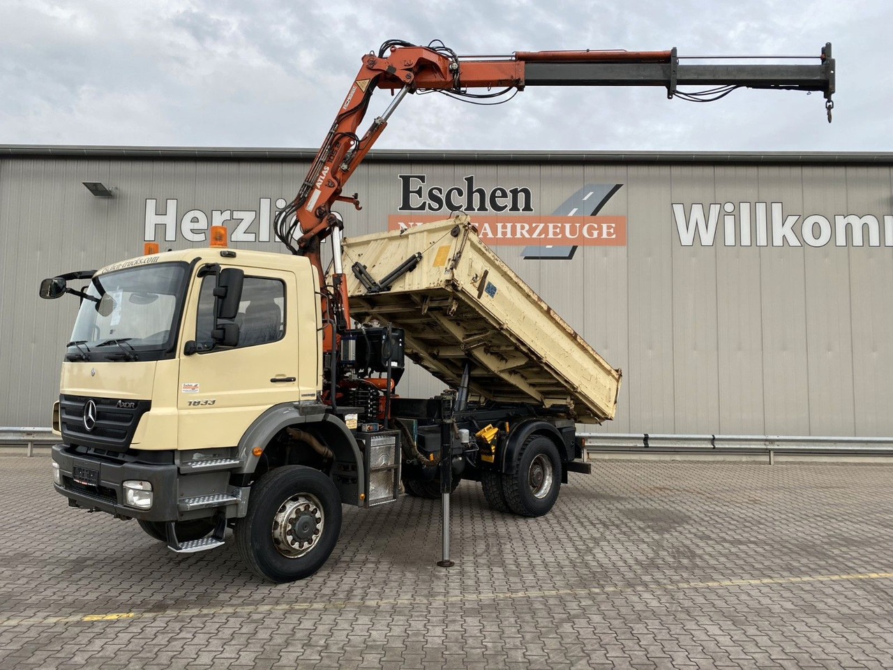 Mercedes-Benz 1833 4x4 Axor | Atlas 105.2-A2*Funk*AHK*3 Sitze - Kallurauto, Kraanaga veoauto: pilt 2 Mercedes-Benz 1833 4x4 Axor | Atlas 105.2-A2*Funk*AHK*3 Sitze - Kallurauto, Kraanaga veoauto: pilt 2