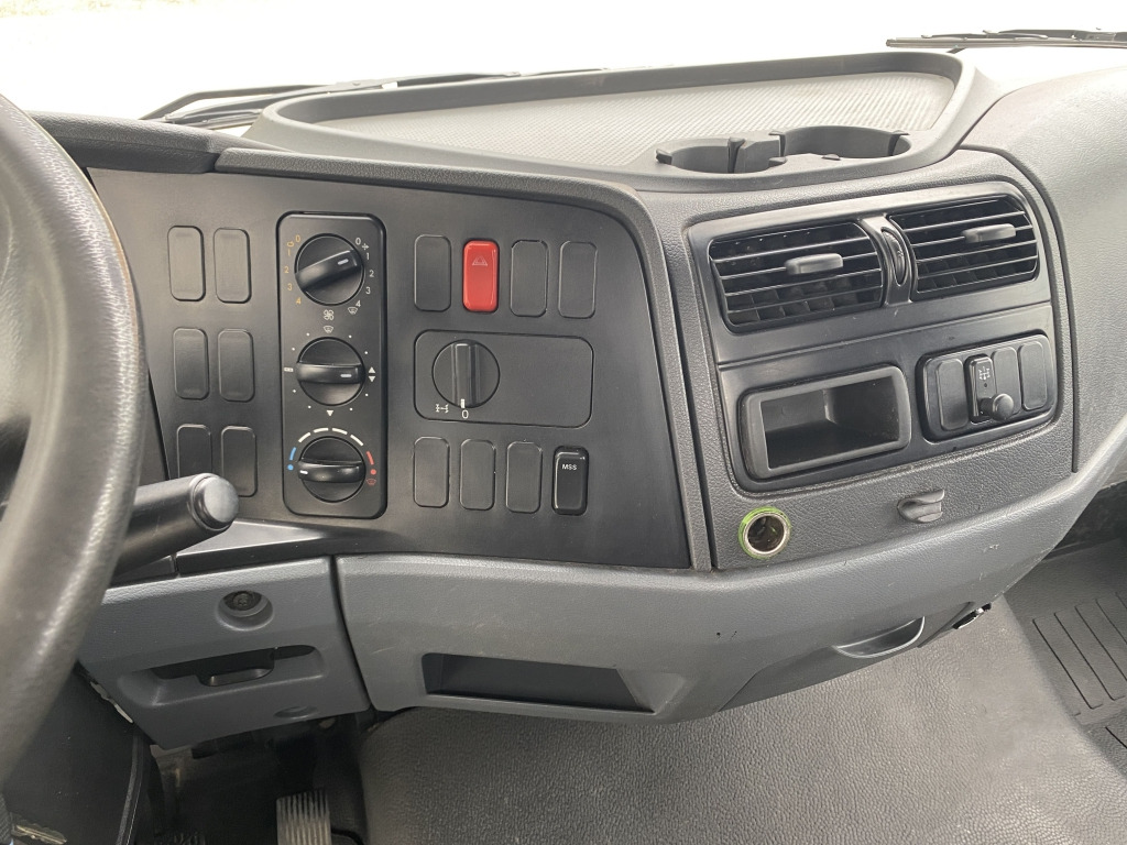 Kallurauto Mercedes-Benz 818 K Atego: pilt 20