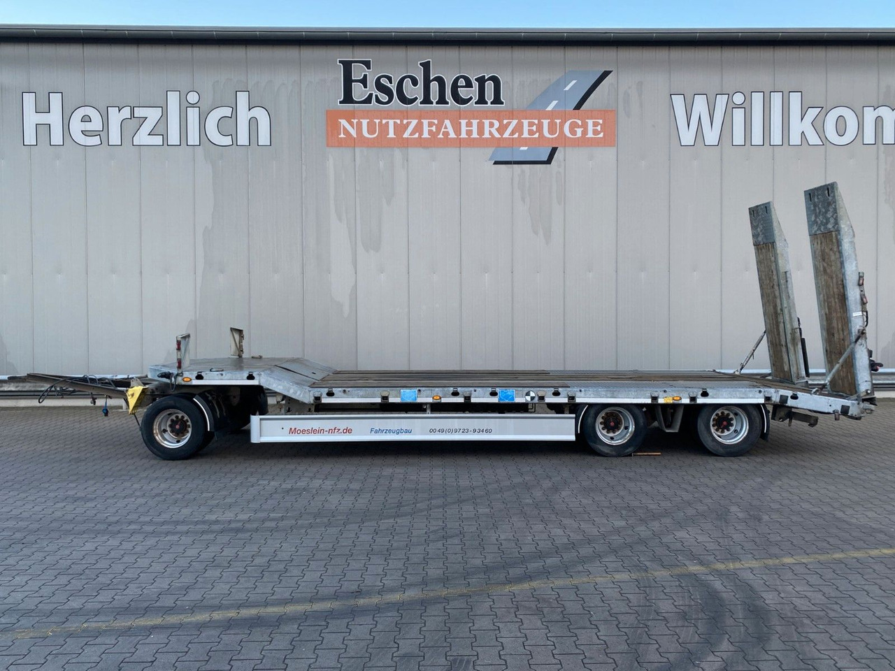 Möslein TF3-P | verzinktes Chassis*hydr. Rampen*Blatt - Madal platvorm järelhaagis: pilt 2 Möslein TF3-P | verzinktes Chassis*hydr. Rampen*Blatt - Madal platvorm järelhaagis: pilt 2