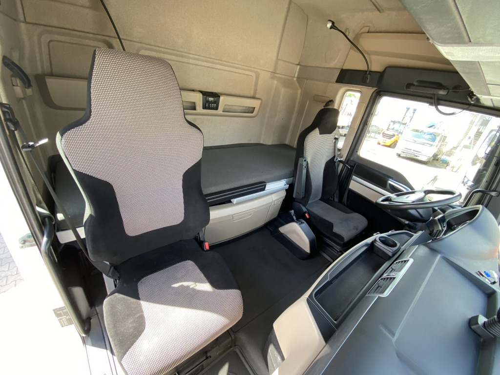 Sadulveok MAN TGX 18.460 4x2 LLS: pilt 13