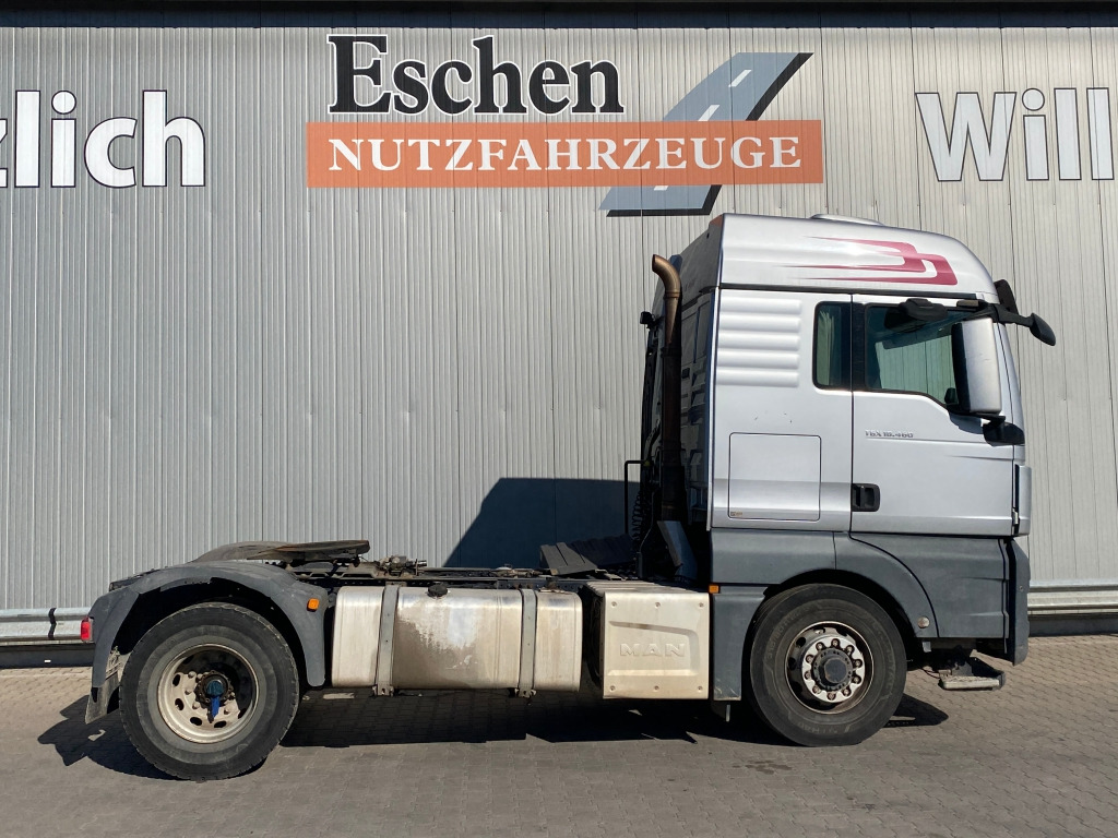 MAN TGX 18.460 4x4 H BLS / Motorschaden - Sadulveok: pilt 3 MAN TGX 18.460 4x4 H BLS / Motorschaden - Sadulveok: pilt 3