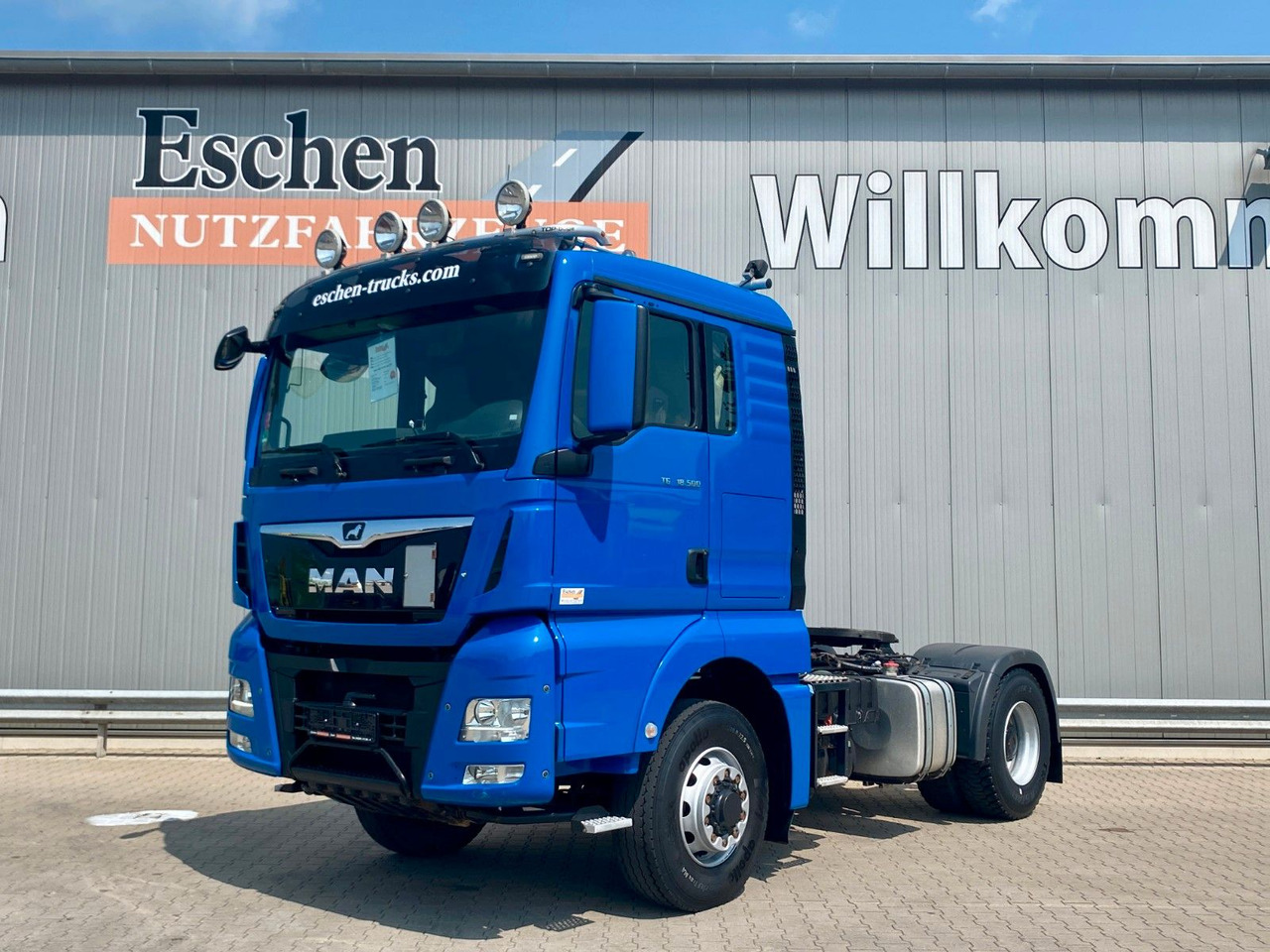 MAN TGX 18.500 4x4 HYDRO| 2x Hydraulik*Retarder*Navi - Sadulveok: pilt 1 MAN TGX 18.500 4x4 HYDRO| 2x Hydraulik*Retarder*Navi - Sadulveok: pilt 1
