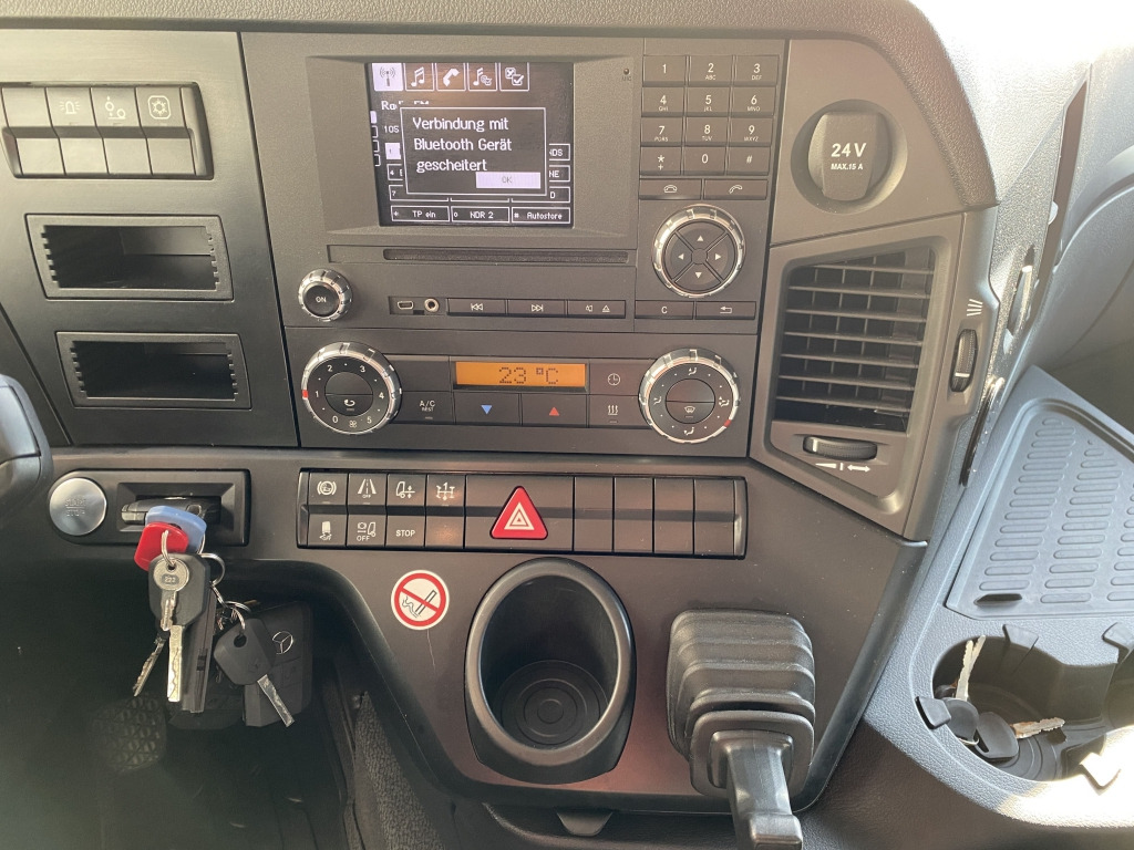 Sadulveok Mercedes-Benz 2642 LS 6x4 Arocs: pilt 19