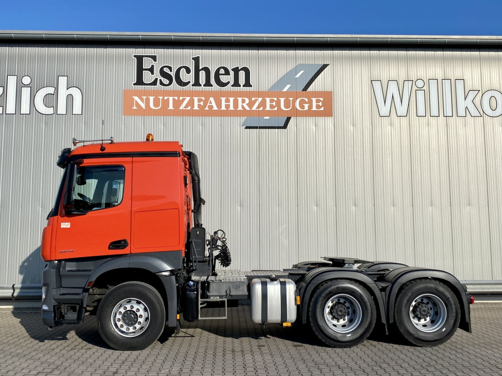 Mercedes-Benz 2642 LS 6x4 Arocs - Sadulveok: pilt 2 Mercedes-Benz 2642 LS 6x4 Arocs - Sadulveok: pilt 2