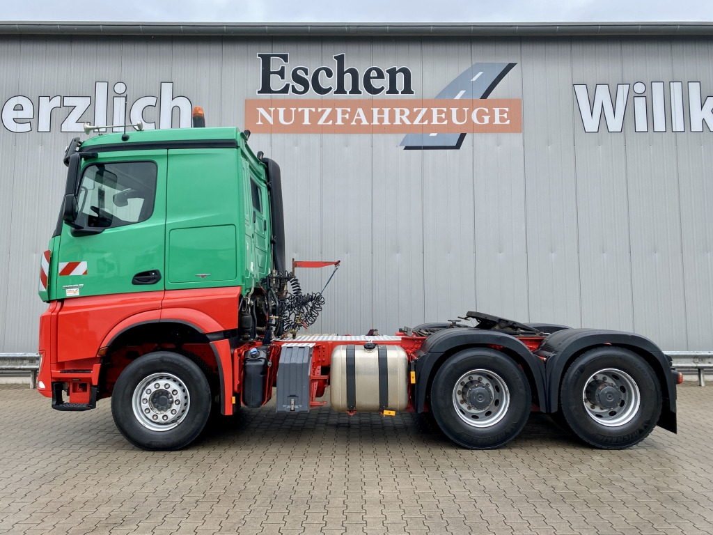 Mercedes-Benz 2663 LS Arocs 6x4 - Sadulveok: pilt 2 Mercedes-Benz 2663 LS Arocs 6x4 - Sadulveok: pilt 2